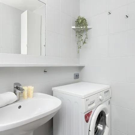 Wyjatkowy Dla 4 Osob W Gdyni By Renters Appartement