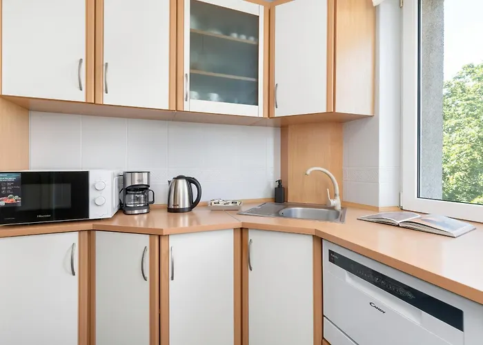 Wyjatkowy Dla 4 Osob W Gdyni By Renters Apartman Gdynia